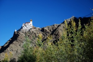 YUMBULAGANG-MONASTERY1