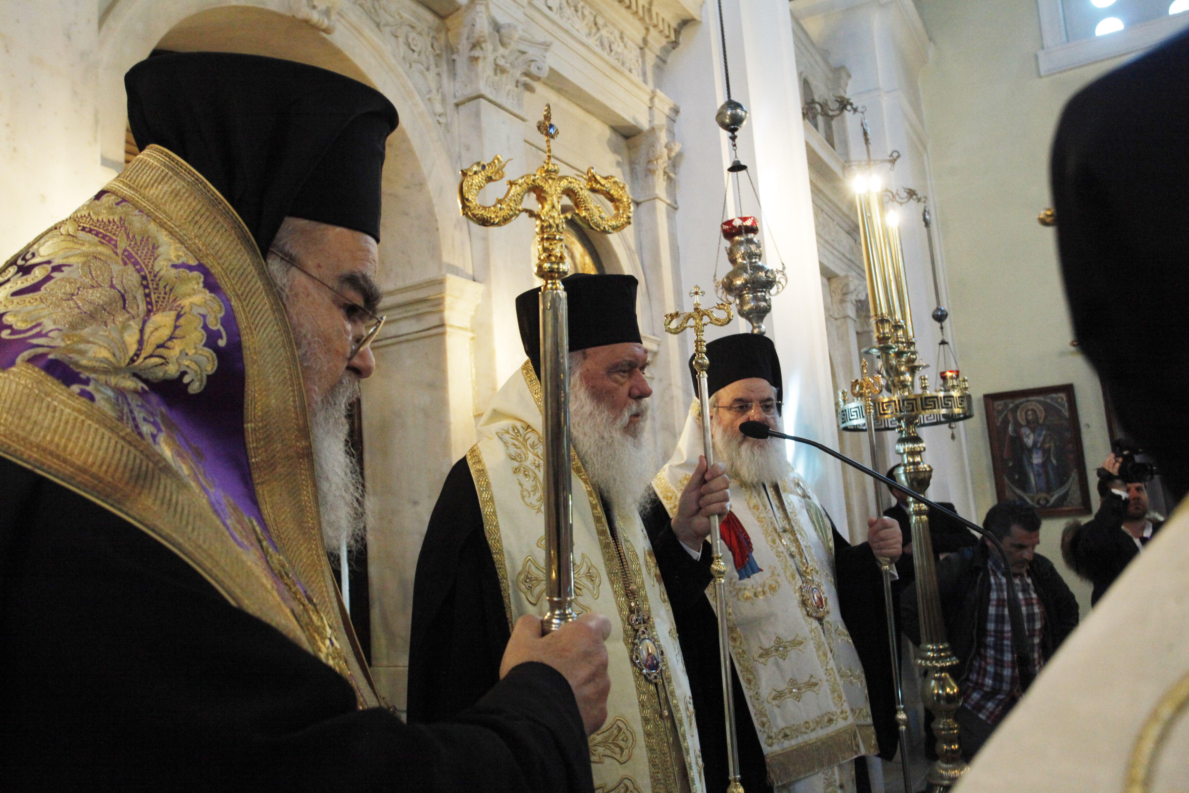 μαρία παπουτσάκη