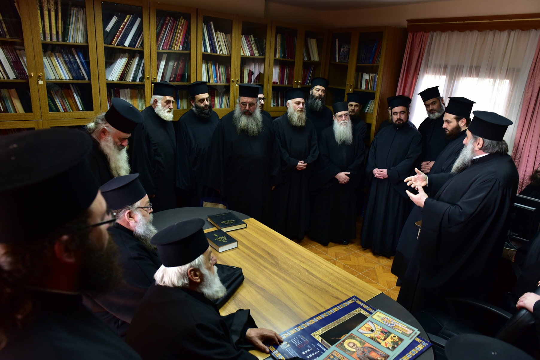 ιερατική σύναξη