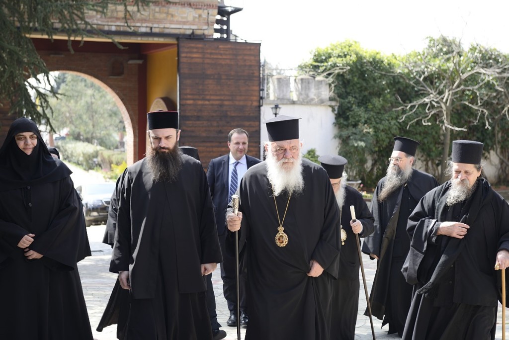 ο αρχιεπίσκοπος