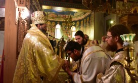 νέος κληρικός