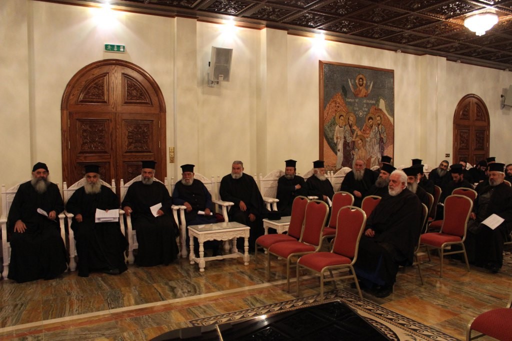 ιερατική σύναξη