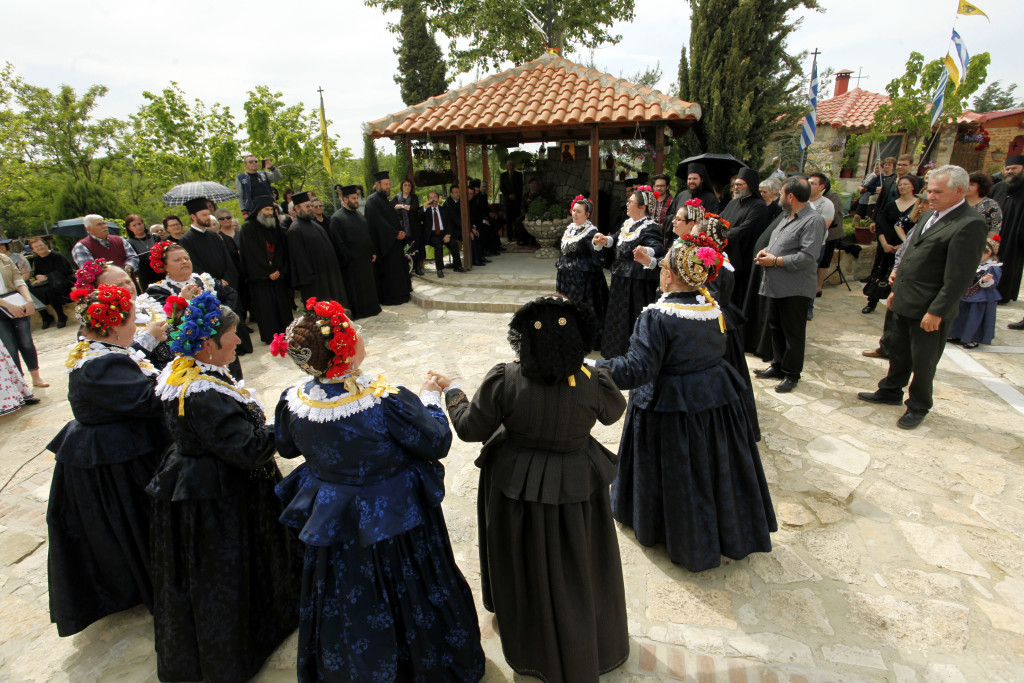 ÏÑÅÓÔÉÁÄÁ--ÅÐÉÓÊÅØÇ ÔÏÕ ÁÑ×ÉÅÐÉÓÊÏÐÏÕ ÉÅÑÙÍÕÌÏÕ ÓÔÇÍ ÌÏÍÇ ÁÃÉÁÓ ÐÁÑÁÓÊÅÕÇÓ --(×ÑÇÓÔÏÓ ÌÐÏÍÇÓ//EUROKINISSI)