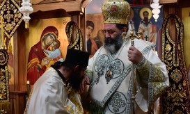 χειροτονία