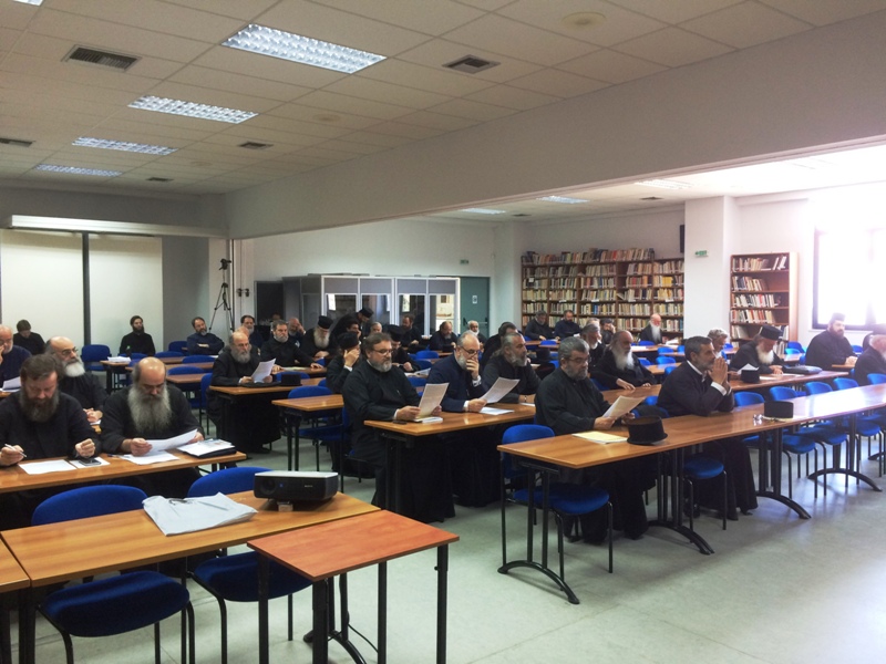 ιερατική σύναξη