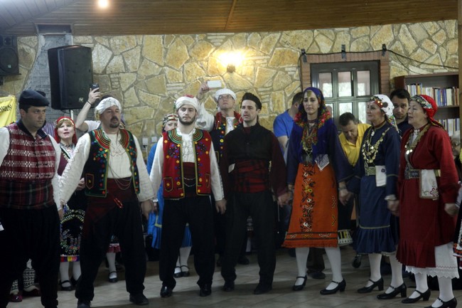 ÌÁËÁÊÁÓÁ--Ï ÁÑ×ÉÅÐÉÓÊÏÐÏÓ ÉÅÑÙÍÕÌÏÓ ÐÁÑÅÈÅÓÅ ÃÅÕÌÁ ÓÅ ÅÈÅËÏÍÔÑÉÅò ÃÕÍÁÉÊÅÓ ÉÅÑÙÍ ÍÁÙ ÔÇÓ ÁÑ×ÉÅÐÉÓÊÏÐÇÓ--×ÑÇÓÔÏÓ ÌÐÏÍÇÓ