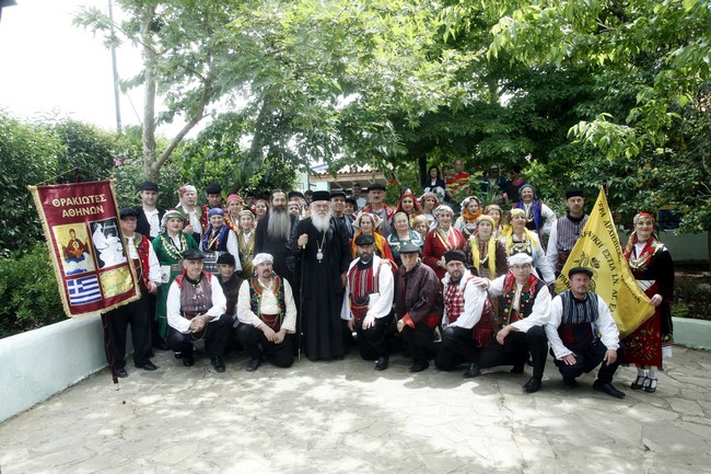 εθελόντριες