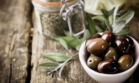 νηστεύουμε