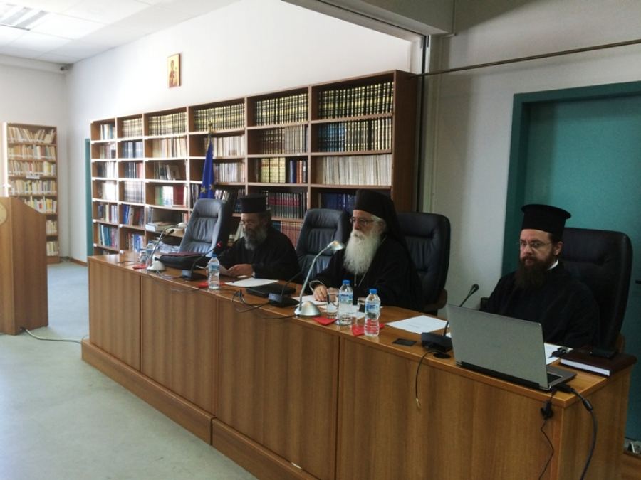 ιερατική σύναξη