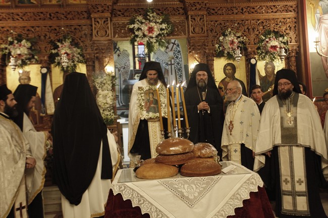 ÁÃÉÁ ÅÉÑÇÍÇ ÃÁËÁÔÓÉÏÕ--ÅÓÐÅÑÉÍÏÓ ÅÃÊÁÉÍÉÙÍ ÔÏÕ ÉÅÑÏÕ ÍÁÏÕ ÁÐÏ ÔÏÍ ÁÑ×ÉÅÐÉÓÊÏÐÏ ÉÅÑÙÍÕÌÏ--×ÑÇÓÔÏÓ ÌÐÏÍÇÓ//EUROKINISSI