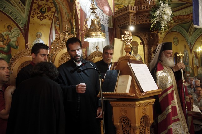 ÁÃÉÁ ÅÉÑÇÍÇ ÃÁËÁÔÓÉÏÕ--ÅÓÐÅÑÉÍÏÓ ÅÃÊÁÉÍÉÙÍ ÔÏÕ ÉÅÑÏÕ ÍÁÏÕ ÁÐÏ ÔÏÍ ÁÑ×ÉÅÐÉÓÊÏÐÏ ÉÅÑÙÍÕÌÏ--×ÑÇÓÔÏÓ ÌÐÏÍÇÓ//EUROKINISSI