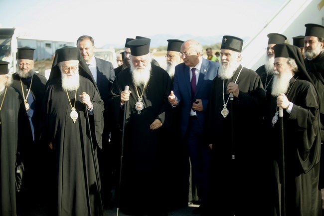 ×ÁÍÉÁ--ÁÖÉÇÎÅÉÓ ÔÙÍ ÐÑÏÊÁÈÇÌÅÍÙÍ ÔÙÍ ÑÈÏÄÏÎÙÍ ÐÁÔÑÉÁÑ×ÅÉØÍ ÊÁÉ ÅÊÊËÇÓÉÙÍ ÊÁÈÙÓ ÊÁÉ ÔÏÕ ÕÐ. ÅÎ ÍÉÊÏÕ ÊÏÔÆÉÁ --×ÑÇÓÔÏÓ ÌÐÏÍÇÓ//EUROKINISSI