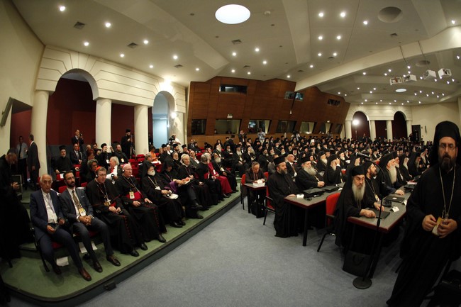 ×ÁÍÉÁ--ÐÑÙÔÇ ÌÅÑÁ (ÅÍÁÑÎÇ) ÔÙÍ ÅÑÃÁÓÉÙÍ ÔÇÓ ÁÃÉÁÓ ÊÁÉ ÌÅÃÁËÇ ÓÕÍÏÄÏÕ ÔÙÍ ÏÑÈÏÄÏÎÙÍ ÅÊÊËÇÓÉÙÍ--×ÑÇÓÔÏÓ ÌÐÏÍÇÓ