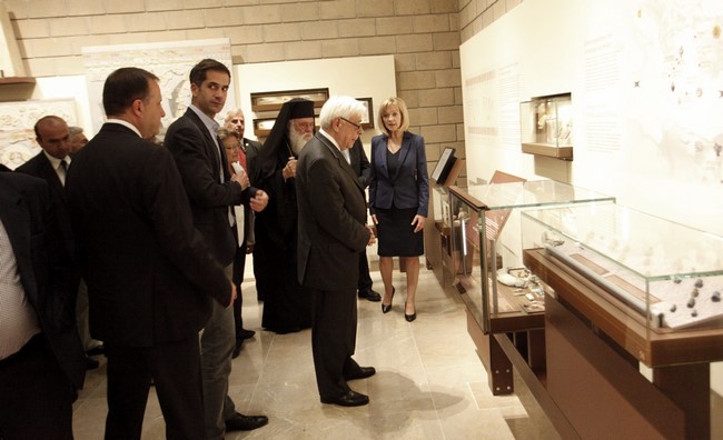 ÅÃÊÁÉÍÉÁ ÌÏÕÓÅÉÏ ÈÇÂÁ ÁÑ×ÉÅÐÉÓÊÏÐÏÓ ÉÅÑÙÍÕÌÏÓ