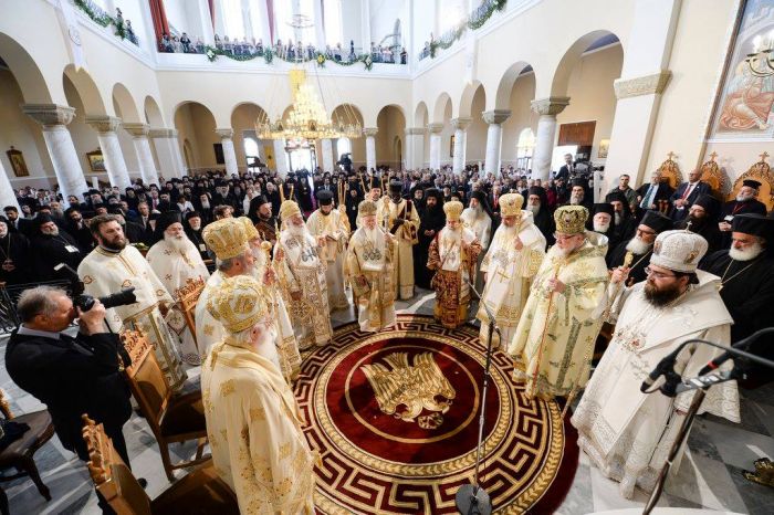 συνοδική θεία λειτουργία