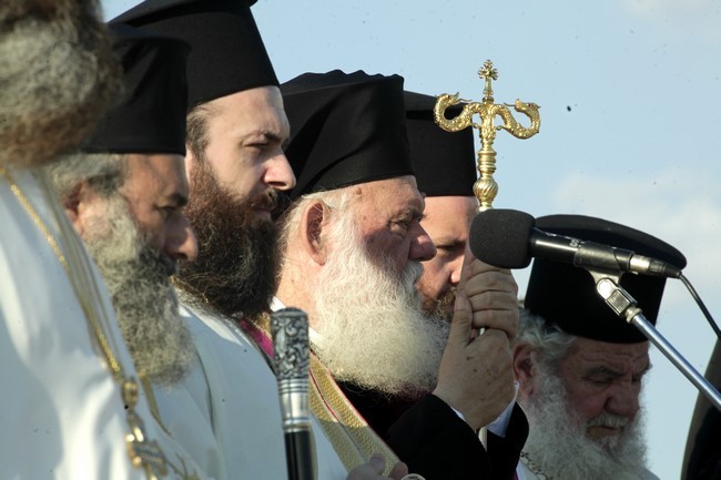 ÐÍÕÊÁ--ÅÓÐÅÑÉÍÏÓ ÃÉÁ ÔÇÍ ÈÑÏÍÉÊÇ ÅÏÑÔÇ ÐÅÔÑÏÕ ÊÁÉ ÐÁÕËÏÕ--×ÑÇÓÔÏÓ ÌÐÏÍÇÓ