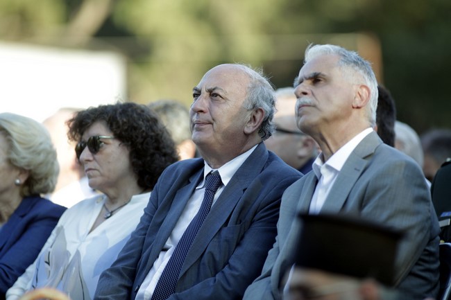 ÐÍÕÊÁ--ÅÓÐÅÑÉÍÏÓ ÃÉÁ ÔÇÍ ÈÑÏÍÉÊÇ ÅÏÑÔÇ ÐÅÔÑÏÕ ÊÁÉ ÐÁÕËÏÕ--×ÑÇÓÔÏÓ ÌÐÏÍÇÓ