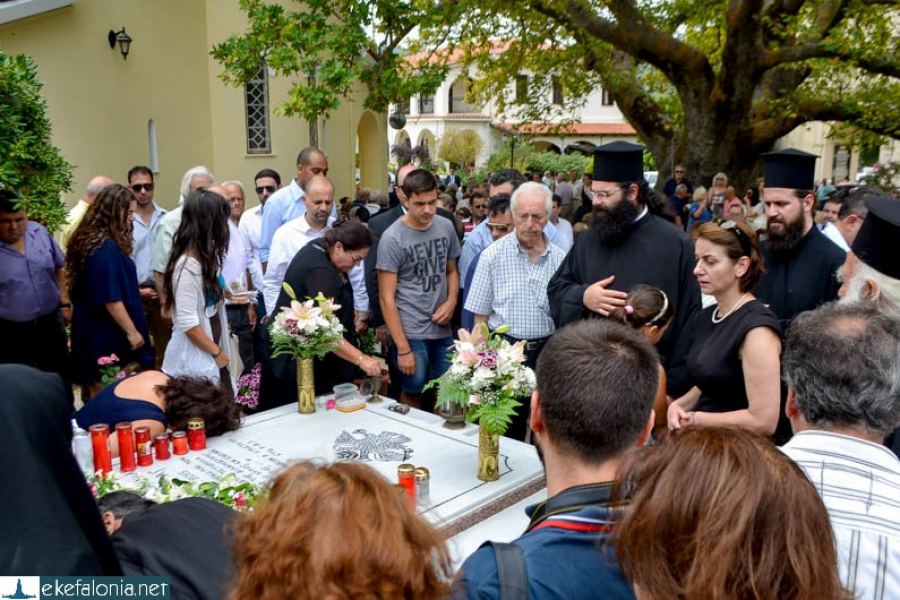 83ed02a09cea2e7e4af9ea84d146615e_XL