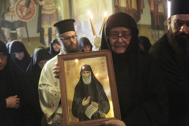 Ï Áñ÷éåðßóêïðïò óôï ÌïíáóôÞñé ôïõ Ïóßïõ Ðáúóßïõ---×ÑÇÓÔÏÓ ÌÐÏÍÇÓ