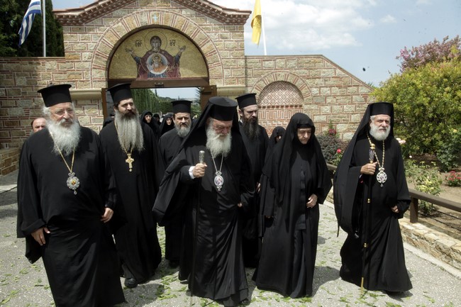 Ï Áñ÷éåðßóêïðïò óôï ÌïíáóôÞñé ôïõ Ïóßïõ Ðáúóßïõ---×ÑÇÓÔÏÓ ÌÐÏÍÇÓ