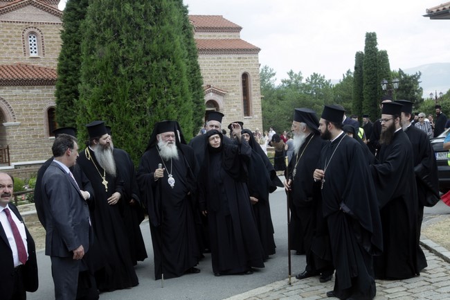 Ï Áñ÷éåðßóêïðïò óôï ÌïíáóôÞñé ôïõ Ïóßïõ Ðáúóßïõ---×ÑÇÓÔÏÓ ÌÐÏÍÇÓ