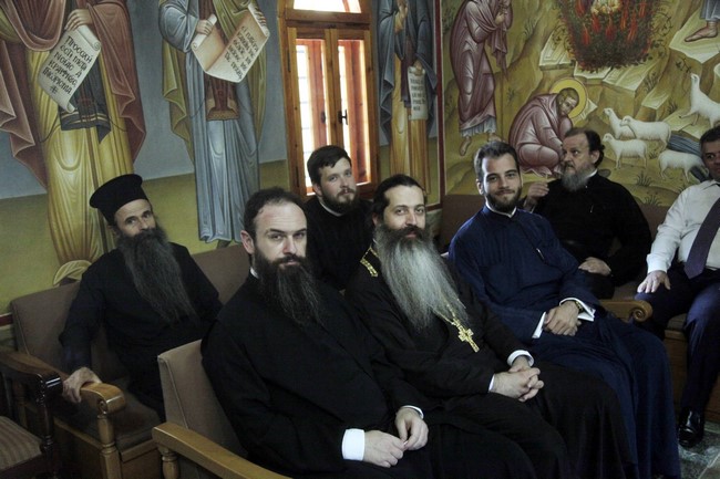 Ï Áñ÷éåðßóêïðïò óôï ÌïíáóôÞñé ôïõ Ïóßïõ Ðáúóßïõ---×ÑÇÓÔÏÓ ÌÐÏÍÇÓ