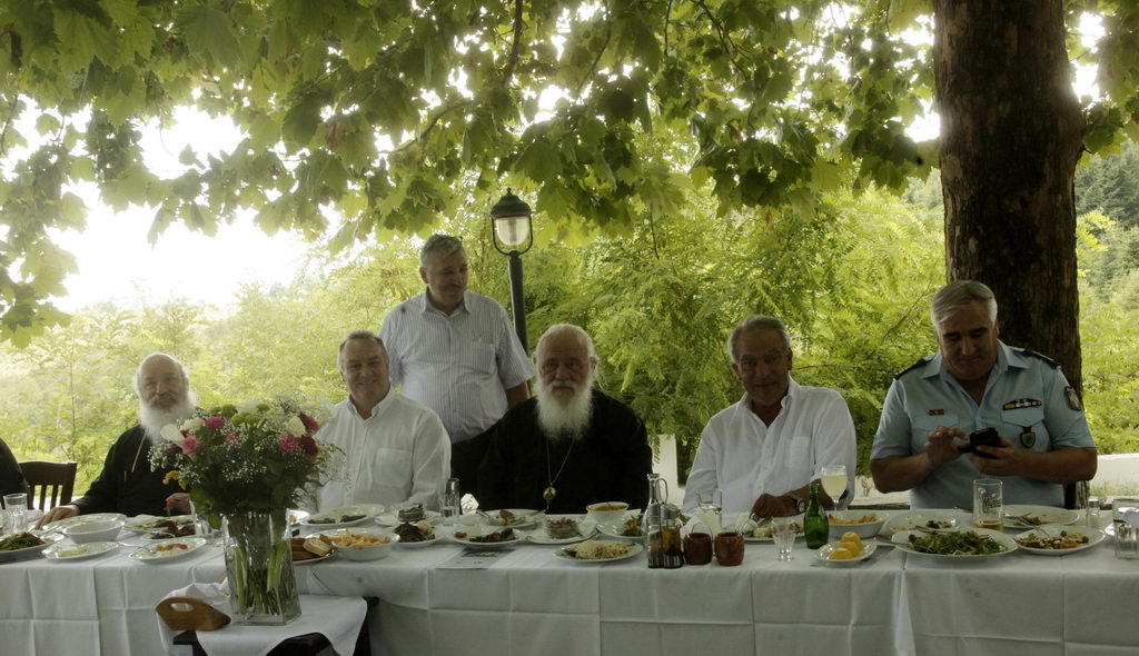 αρχιεπίσκοπος