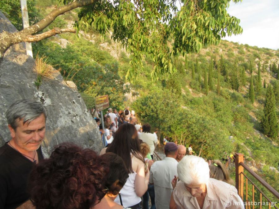 f6f057553a0d73f47cf58fbd487d3c4d_XL