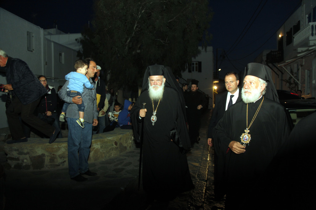 ÌÕÊÏÍÏÓ(19/102016) ÅÓÐÅÑÉÍÏÓ ÓÔÏÍ .Í ÁÃÉÏÕ ÁÑÔÅÌÉÏÕ ÁÐÏ ÔÏÍ ÁÑØÉÅÐÉÓÊÏÐÏ ÉÅÑÙÍÕÌÏ  ÃÉÁ ÔÇÍ ÁÕÑÉÁÍÇ ÅÏÑÔÇ(20/10/2016) ÔÏÕ ÁÃÉÏÕ ÁÑÔÅÌÉÏÕ--×ÑÇÓÔÏÓ ÌÐÏÍÇÓ//EUROKINISSI