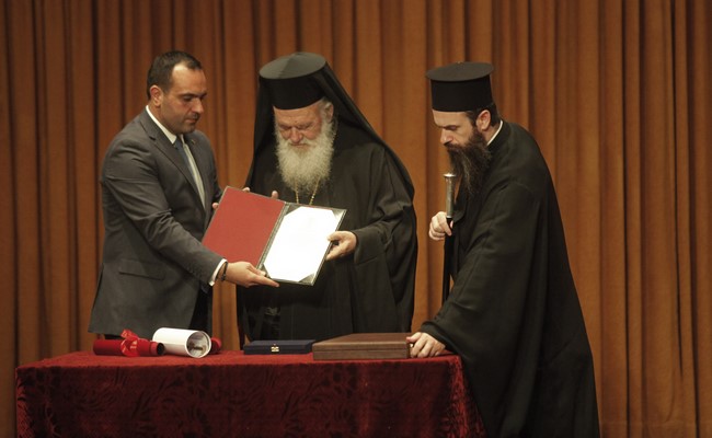 ÌÕÊÏÍÏÓ--ÅÐÉÔÇÌÏÓ ÄÇÌÏÔÇÓ ÔÇÓ ÐÏËÇÓ ÔÇÓ ÌÕÊÏÂÏÕ ÁÍÁÊÇÑÕ×ÈÇÊÁÍ Ï Ð.ô.Ä. ÐÑÏÊÏÐÇÓ ÐÁÕËÏÐÏÕËÏÓ ÊÁÉ Ï ÁÑ×ÉÅÐÉÓÊÏÐÏÓ ÉÅÑÙÍÕÌÏÓ--×ÑÇÓÔÏÓ ÌÐÏÍÇÓ