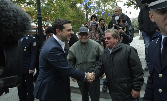 ÁÃÉÏÓ ÅÕÓÔÑÁÔÉÏÓ---ÅÏÑÔÇ ÔÇò 28çò ÏÊÔÙÂÑÉÏÕ ÐÁÑÏÕÓÉÁ ÔÏÕ ÐÑÙÈÕÐÏÕÑÃÏÕ  ÁËÅÎÇ ÔÓÉÐÑÁ ÊÁÉ ÔÏÕ ÁÑ×ÉÅÐÉÓÊÏÐÏÕ ÉÅÑÙÍÕÌÏÕ--×ÑÇÓÔÏÓ ÌÐÏÍÇÓ//EUROKINISSI