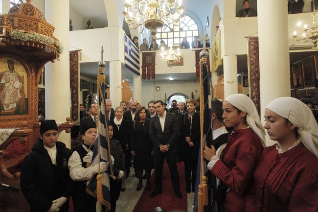 ÁÃÉÏÓ ÅÕÓÔÑÁÔÉÏÓ---ÅÏÑÔÇ ÔÇò 28çò ÏÊÔÙÂÑÉÏÕ ÐÁÑÏÕÓÉÁ ÔÏÕ ÐÑÙÈÕÐÏÕÑÃÏÕ  ÁËÅÎÇ ÔÓÉÐÑÁ ÊÁÉ ÔÏÕ ÁÑ×ÉÅÐÉÓÊÏÐÏÕ ÉÅÑÙÍÕÌÏÕ--×ÑÇÓÔÏÓ ÌÐÏÍÇÓ//EUROKINISSI