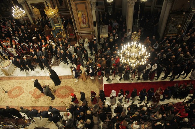 ÌÇÔÑÏÐÏËÇ ÈÅÉÁ ËÅÉÔÏÕÑÃÉÁ -ÅÐÉÌÍÇÌÏÓÕÍÏÓ ÄÅÇÓÇ ÃÉÁ Ô 150 ×ÑÏÍÉÁ ÔÏÕ ÏËÏÊÁÕÔÙÌÁÔÏÓ ÔÇÓ ÌÏÍÇÓ ÁÑÊÁÄÉÏÕ--(×ÑÇÓÔÏÓ ÌÐÏÍÇÓ--EUROKINISSI)