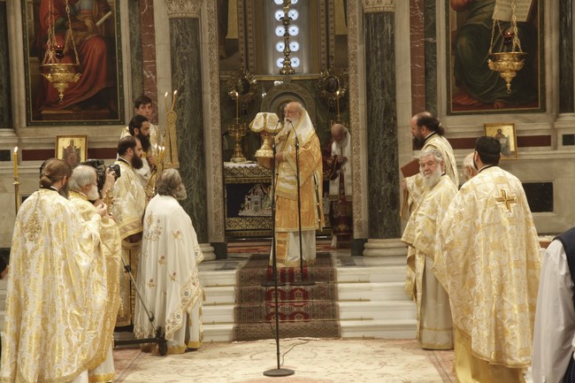 ÌÇÔÑÏÐÏËÇ ÈÅÉÁ ËÅÉÔÏÕÑÃÉÁ -ÅÐÉÌÍÇÌÏÓÕÍÏÓ ÄÅÇÓÇ ÃÉÁ Ô 150 ×ÑÏÍÉÁ ÔÏÕ ÏËÏÊÁÕÔÙÌÁÔÏÓ ÔÇÓ ÌÏÍÇÓ ÁÑÊÁÄÉÏÕ--(×ÑÇÓÔÏÓ ÌÐÏÍÇÓ--EUROKINISSI)