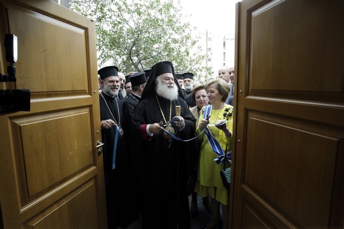 ÈÕÑÁÍÏÉÎÉÁ ÔÙÍ ÍÅÙÍ ÃÑÁÖÅÉÙÍ ÔÏÕ ÐÁÔÑÉÁÑ×ÅÉÏÕ ÁËÅÎÁÍÄÑÅÉÁÓ ÓÔÏ ÌÅÔÏ×É ÓÔÇÍ ÊÕØÅËÇ--×ÑÇÓÔÏÓ ÌÐÏÍÇÓ//EUROKINISSI