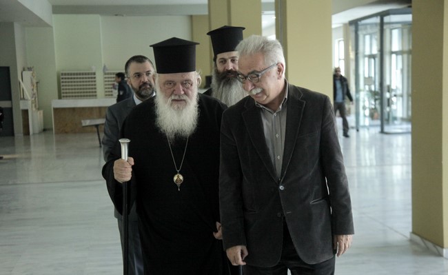 ÓÕÍÁÍÔÇÓÇ ÔÏÕ ÕÐ. ÐÁÉÄÅÉÁÓ ÊÙÓÔÁ ÃÁÂÑÏÃËÏÕ ÌÅ ÔÏÍ ÁÑ×ÉÅÐÉÓÊÏÐÏ ÉÅÑÙÍÕÌÏ--×ÑÇÓÔÏÓ ÌÐÏÍÇÓ//