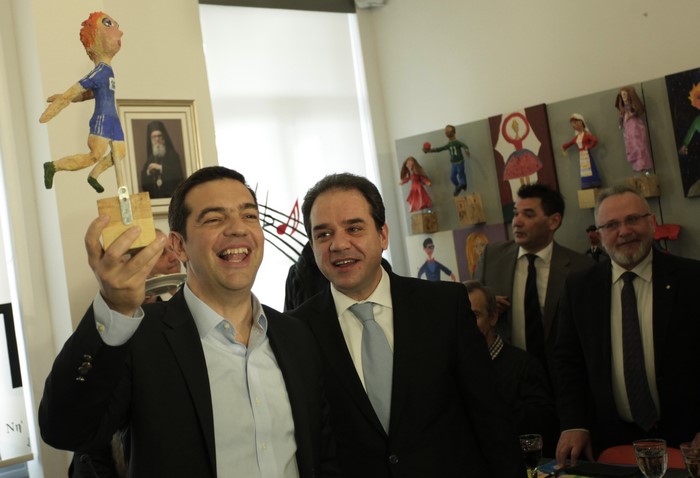 Ï ÁÑ×ÉÐÉÓÊÏÐÏÓ ÉÅÑÙÍÕÌÏÓ ÊÁÉ Ï ÐÑÙÈÕÐÏÕÑÃÏÓ ÁËÅÎÇÓ ÔÓÉÐÑÁÓ ÓÔÏ ÄÇÌÇÔÑÅÉÏ ÉÄÑÕÌÁ--×ÑÇÓÔÏÓ ÌÐÏÍÇÓ//