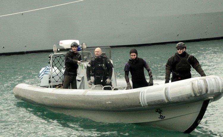 ÅÏÑÔÇ ÈÅÏÖÁÍÅÉÙÍ--ÁÃÉÁÓÌÏÓ ÔÙÍ ÕÄÁÔÙÍ ÓÔÏ ËÉÌÁÍÉ ÔÏÕ ÐÅÉÑÁÉÁ---×ÑÇÓÔÏÓ ÌÐÏÍÇÓ//EUROKINISSI