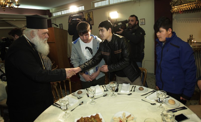 Ï ÁÑ×ÉÅÐÉÓÊÏÐÏÓ ÉÅÑÙÍÕÌÏÓ ÊÁÉ Ï ÕÐ. ÌÅÔÁÍÁÓÔÅÕÔÉÊÇÓ ÐÏËÉÔÉÊÇÓ ÃÉÁÍÍÇÓ ÌÏÕÆÁËÁÓ ÓÅ ÎÅÍÙÍÁ ÁÍÇËÉÊÙÍ ÌÅÔÁÍÁÓÔÙN--×ÑÇÓÔÏÓ ÌÐÏÍÇÓ