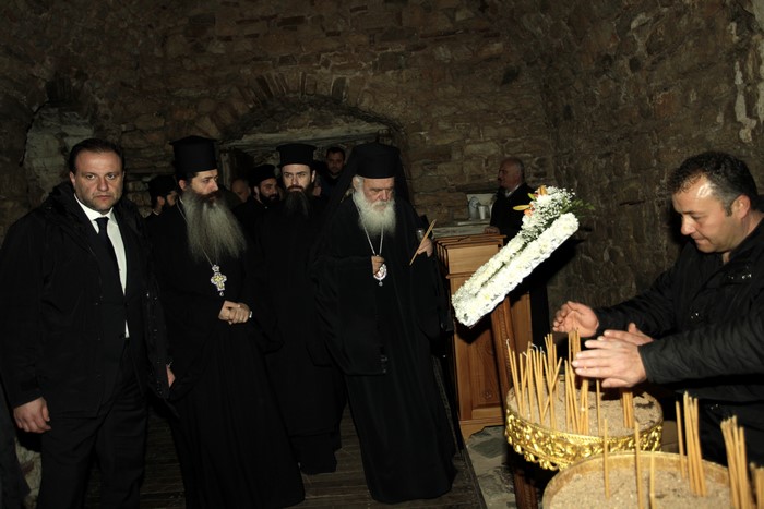 ÌÏÍÇ ÏÓÉÏÕ ËÏÕÊÁ(ÂÏÉÙÔÉÁ)(÷èå âñáäõ)   ÅÓÐÅÑÉÍÏÓ ÃÉÁ ÔÇÍ ÅÏÑÔÇ ÔÏÕ ÁÃÉÏÕ ËÏÕÊÁ ÊÁÉ ÔÁ 50 ×ÑÏÍÉÁ ÉÅÑÏÓÕÍÇÓ ÔÏÕ ÁÑ×ÉÅÐÉÓÊÏÐÏÕ ÉÅÑÙÍÕÌÏÕ--×ÑÇÓÔÏÓ ÌÐÏÍÇÓ