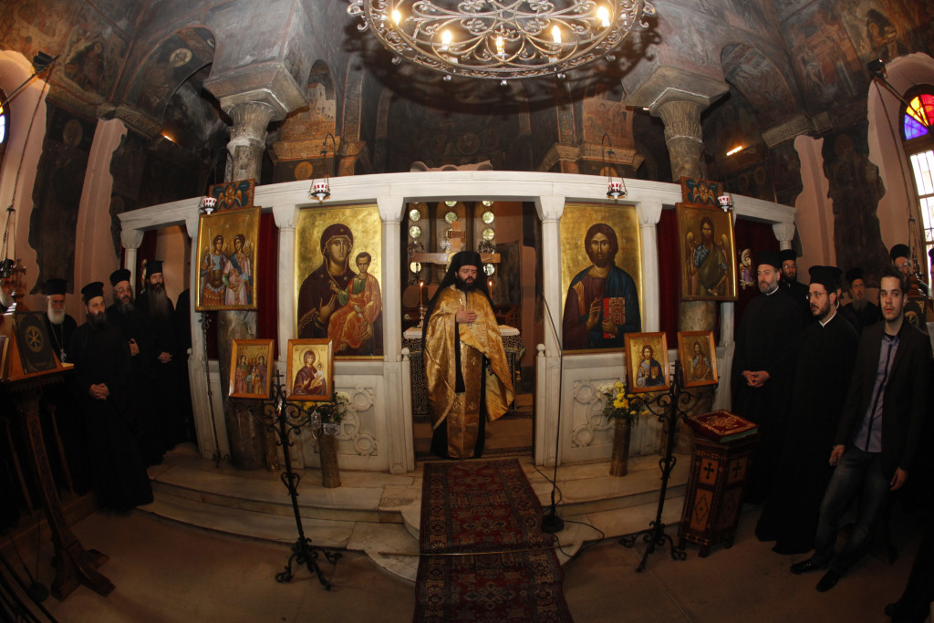 ÓÕÍÅÄÑÉÁÓÇ ÔÇÓ ÉÅÑÁÑ×ÉÓÁ ÔÇÓ ÅÊÊËÇÓÉÁÓ ÔÇÓ ÅËËÁÄÁÓ--ÅÊËÏÃÇ ÌÇÔÑÏÐÏËÉÔÇ ÌÁÑÙÍÅÉÁÓ-ÊÏÌÏÇÍÇÓ--×ÑÇÓÔÏÓ ÌÐÏÍÇÓ/