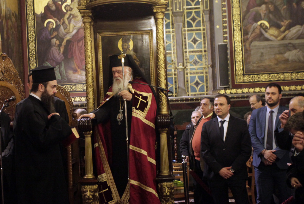  ??R???--?Q?O??????????A ??E`?????????Iû?)--?U???ýU//