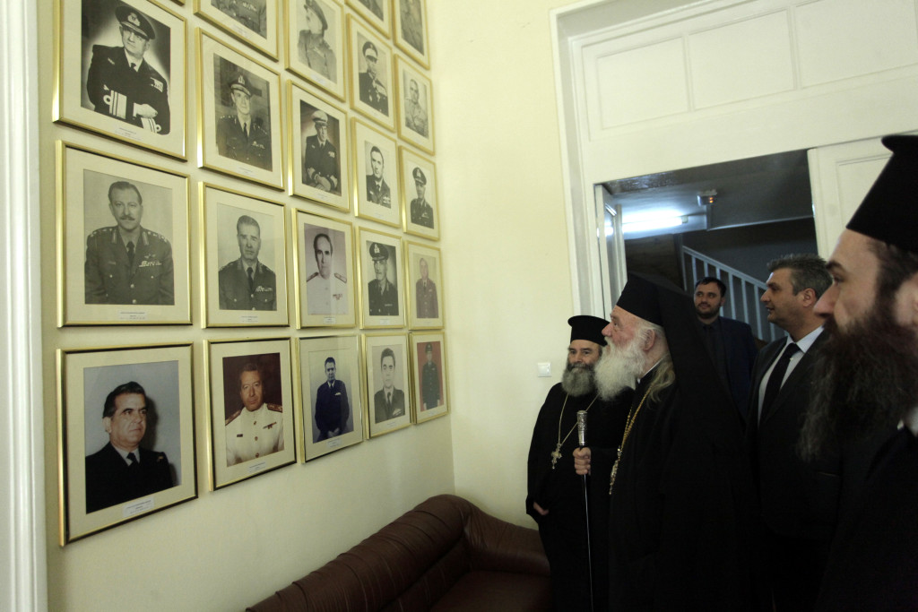 Ï ÁÑ×ÉÅÐÉÓÊÏÐÏÓ ÉÅÑÙÍÕÌÏÓ ÓÔÇÍ Ó×ÏËÇ ÅÈÍÉÊÇÓ ÁÌÕÍÁÓ--×ÑÇÓÔÏÓ ÌÐÏÍÇÓ