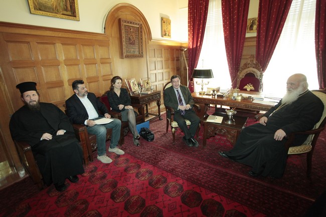 ÓÕÍÁÍÔÇÓÇ ÔÏÕ ÁÑ×ÉÅÐÉÓÊÏÐÏÕ ÉÅÑÙÍÕÌÏÕ ÌÅ ÔÏÍ ÄÇÌÁÑ×Ï ÁÈÇÍÁÉÙÍ ÃÉÙÑÃÏ ÊÁÌÉÍÇ--×ÑÇÓÔÏÓ ÌÐÏÍÇÓ