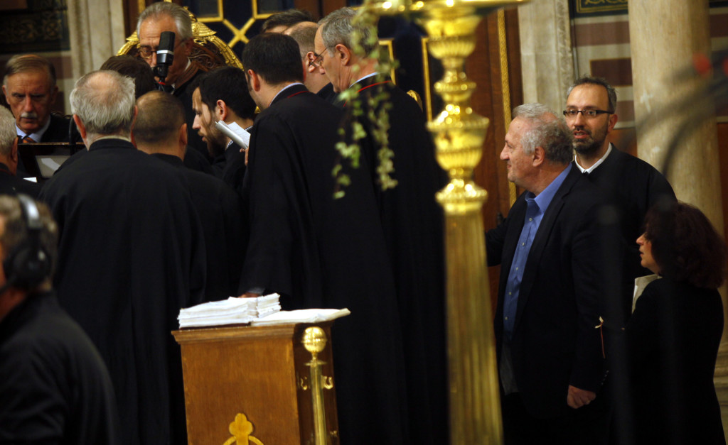 Ï ÁÑ×ÉÅÐÉÓÊÏÐÏÓ ÉÅÑÙÍÕÌÏÓ ÓÔÏÍ ÁÊÁÈÉÓÔÏ ÕÌÍÏ--×ÑÇÓÔÏÓ ÌÐÏÍÇÓ