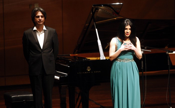 Ανατολή και Δύση