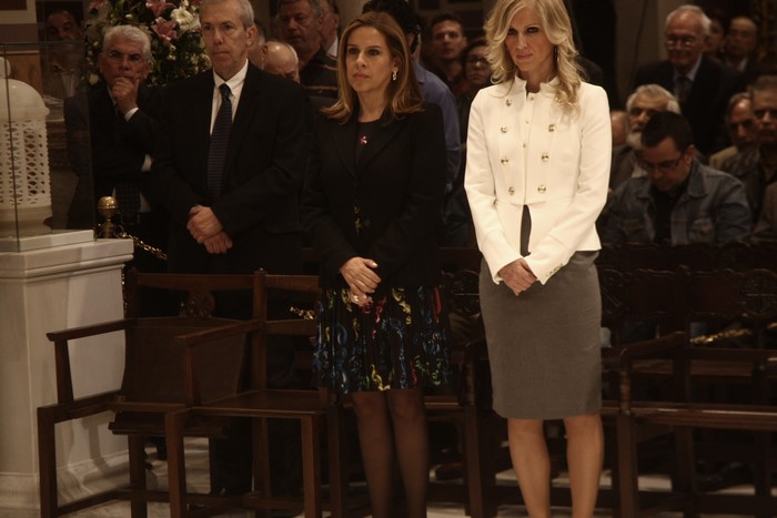 ÌÅÃÁËÇ ÐÅÌÐÔÇ--ÁÊÏËÏÕÈÉÁ ÔÏÕ ÅÓÔÁÕÑÙÌÅÍÏÕ--×ÑÇÓÔÏÓ ÌÐÏÍÇÓ/