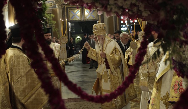 ÌÅÃÁËÇ ÐÁÑÁÓÊÅÕÇ--ÁÊÏËÏÕÈÉÁ ÔÏÕ ÅÐÉÔÁÖÉÏÕ ÊÁÉ ÐÅÑÉÖÏÑÁ ÔÏÕ, ÔÇÓ ÌÇÔÑÏÐÏËÇÓ ÁÈÇÍÙÍ--×ÑÇÓÔÏÓ ÌÐÏÍÇÓ