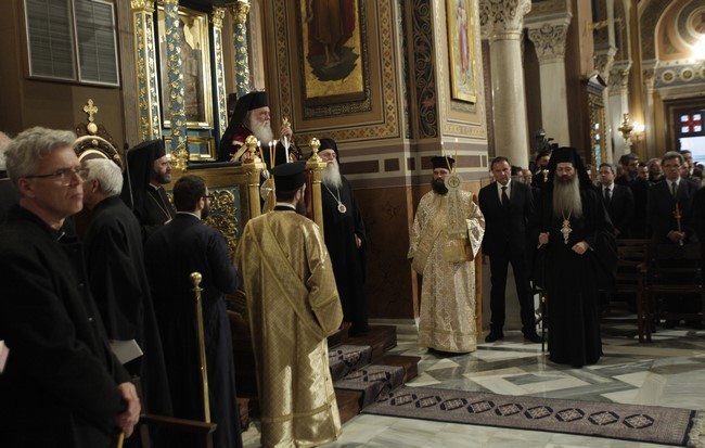 ÌÅÃÁËÇ ÐÁÑÁÓÊÅÕÇ--ÁÊÏËÏÕÈÉÁ ÔÏÕ ÅÐÉÔÁÖÉÏÕ ÊÁÉ ÐÅÑÉÖÏÑÁ ÔÏÕ, ÔÇÓ ÌÇÔÑÏÐÏËÇÓ ÁÈÇÍÙÍ--×ÑÇÓÔÏÓ ÌÐÏÍÇÓ