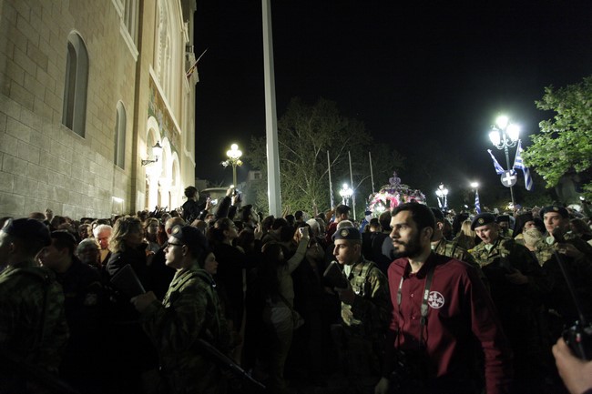 ÌÅÃÁËÇ ÐÁÑÁÓÊÅÕÇ--ÁÊÏËÏÕÈÉÁ ÔÏÕ ÅÐÉÔÁÖÉÏÕ ÊÁÉ ÐÅÑÉÖÏÑÁ ÔÏÕ, ÔÇÓ ÌÇÔÑÏÐÏËÇÓ ÁÈÇÍÙÍ--×ÑÇÓÔÏÓ ÌÐÏÍÇÓ